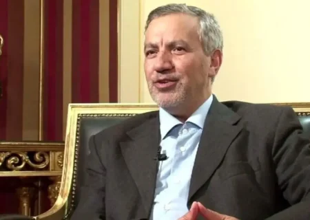 عطاءالله مهاجرانی: نطق تاریخی پزشکیان در سازمان ملل، تفرعن ترامپ را شست و برد/ تهدید، ملت ما را منسجم‌تر می‌کند