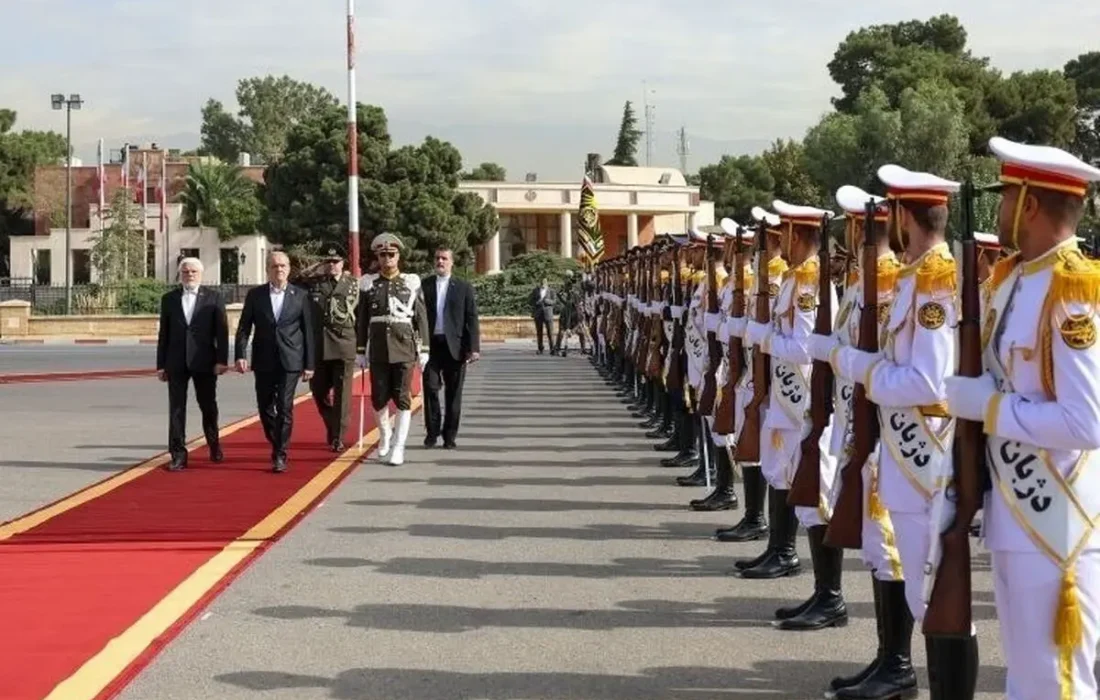 پزشکیان عازم نیویورک شد/ رئیسجمهور پیش از عزیمت: با قدرت از مواضع ایران در مجامع بینالمللی دفاع خواهیم کرد