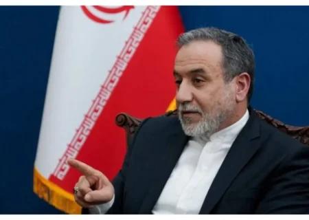 انتقاد عراقچی از مواضع مداخله‌جویانه فرانسه در قبال ایران