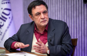 ایمانی: دولت میتوانست در اقتصاد بهتر عمل کند/ جنگ نباید بهانهای برای توقف اصلاحات باشد