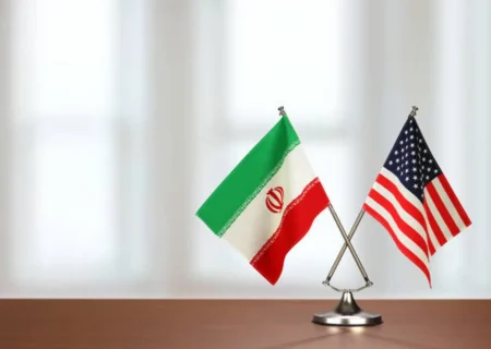 چین هرجا برایش ضرر نداشته باشد، از ایران حمایت می‌کند/ برخی کشورهای عربی برای جنگ و فشار اقتصادی ترامپ را تحریک می‌کنند