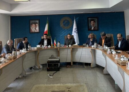احزاب نباید فقط در موسم انتخابات فعال باشند