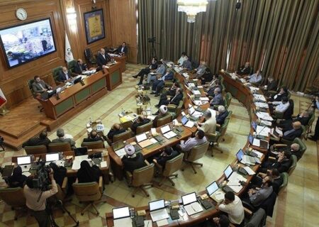 امروز در شورا چه گذشت/ از تأکید بر پاسخگویی شهردار تا انتقاد از عملکرد هیات‌رئیسه