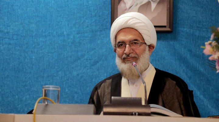 فراخوان خطیب نماز جمعه تهران برای نهضت ملی صیانت از خانواده