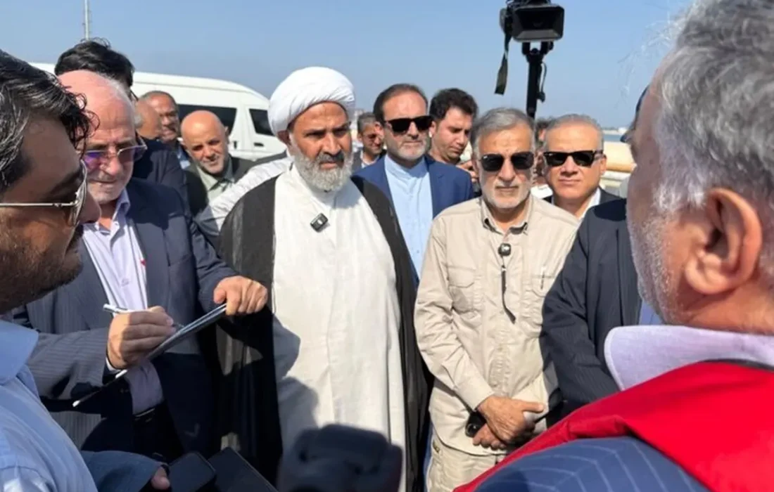 نقش مردم و کارکنان نفت خارک در دوران جنگ نادیده گرفته نشود
