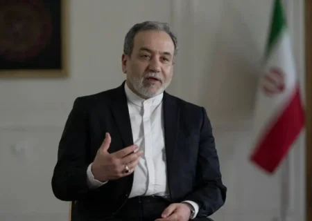 اعلام زمان پاسخ ایران به آمریکا/ عراقچی: طرح «هفت‌روزه» را مطرح کردیم و در حال بررسی پیشنهاد واشنگتن هستیم